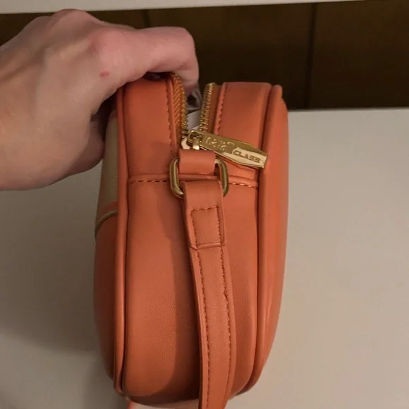 Cavalli Class Coral Crossbody Bag - Picture 6 of 6